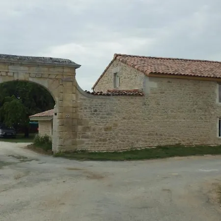 Le Logis Du Bouil Couette-café 3*